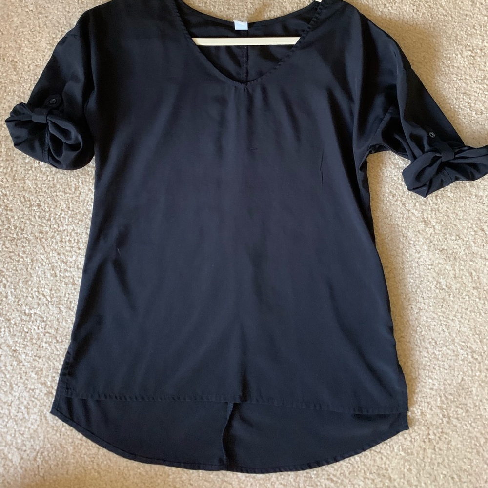 Old navy black shirt size XS